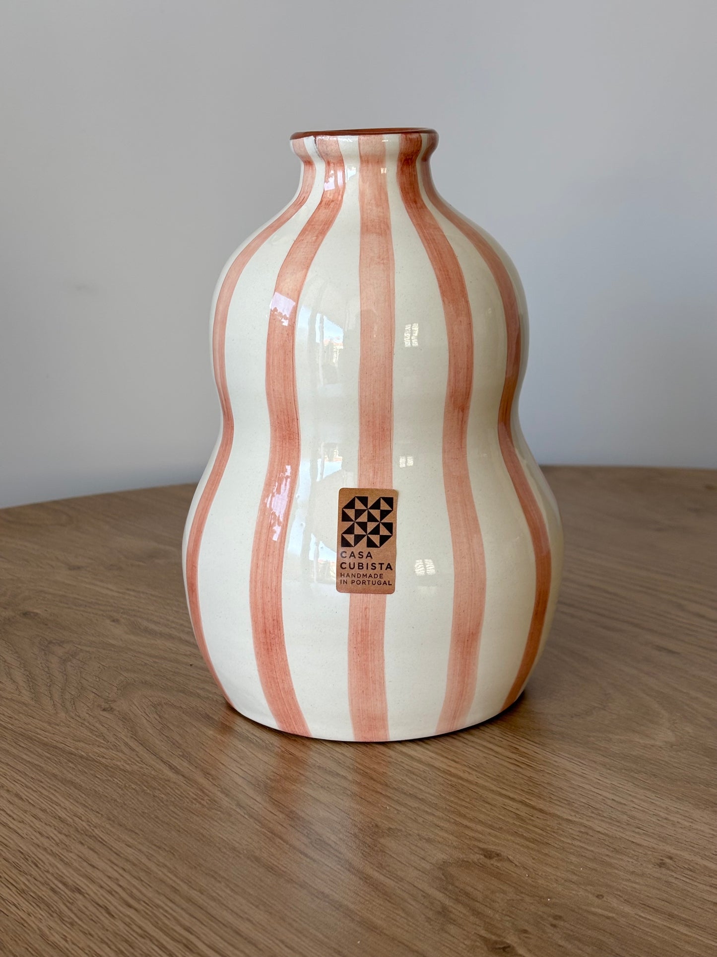 Vase rayures terracotta en grès