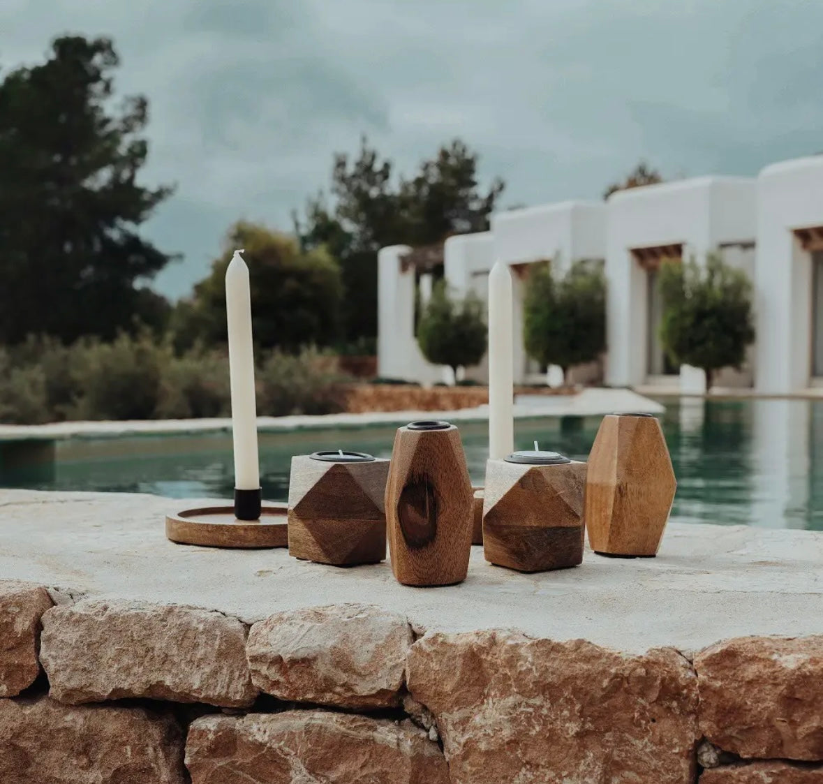 Photophore en bois géométrique