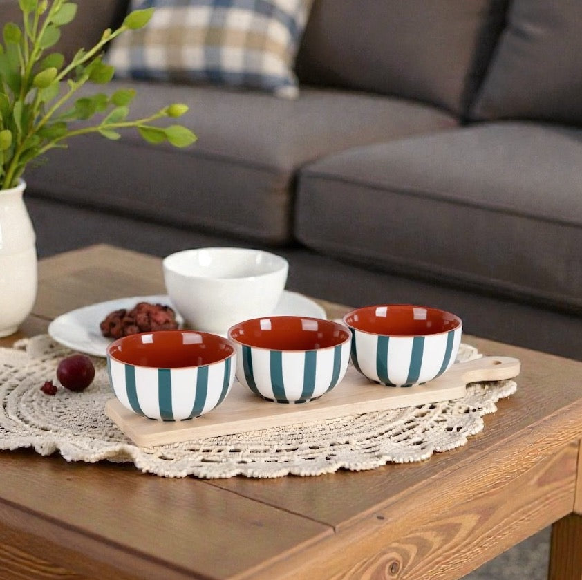 Planche bois d’hévéa et coupelles en grès