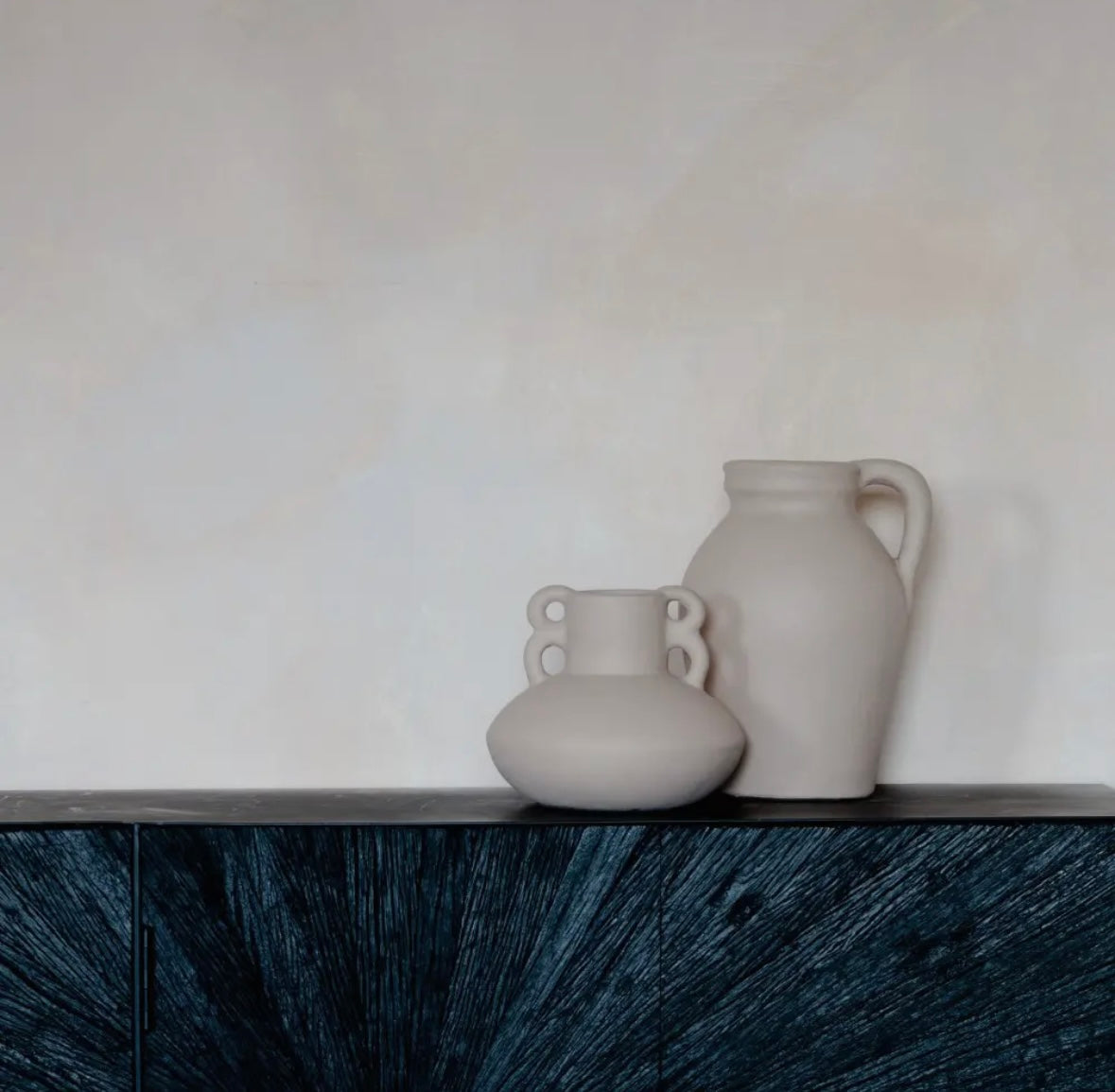 Vase Inda en terre cuite avec poignée