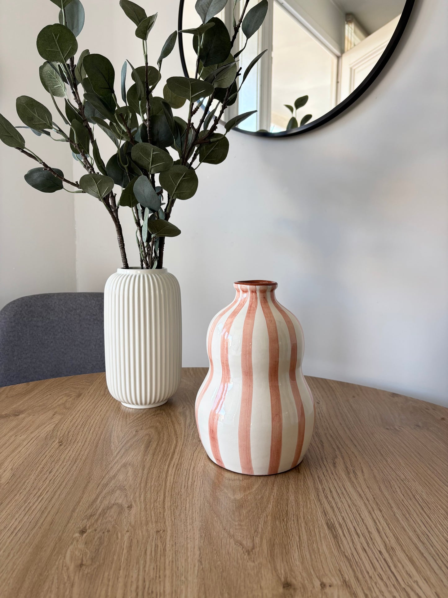 Vase rayures terracotta en grès