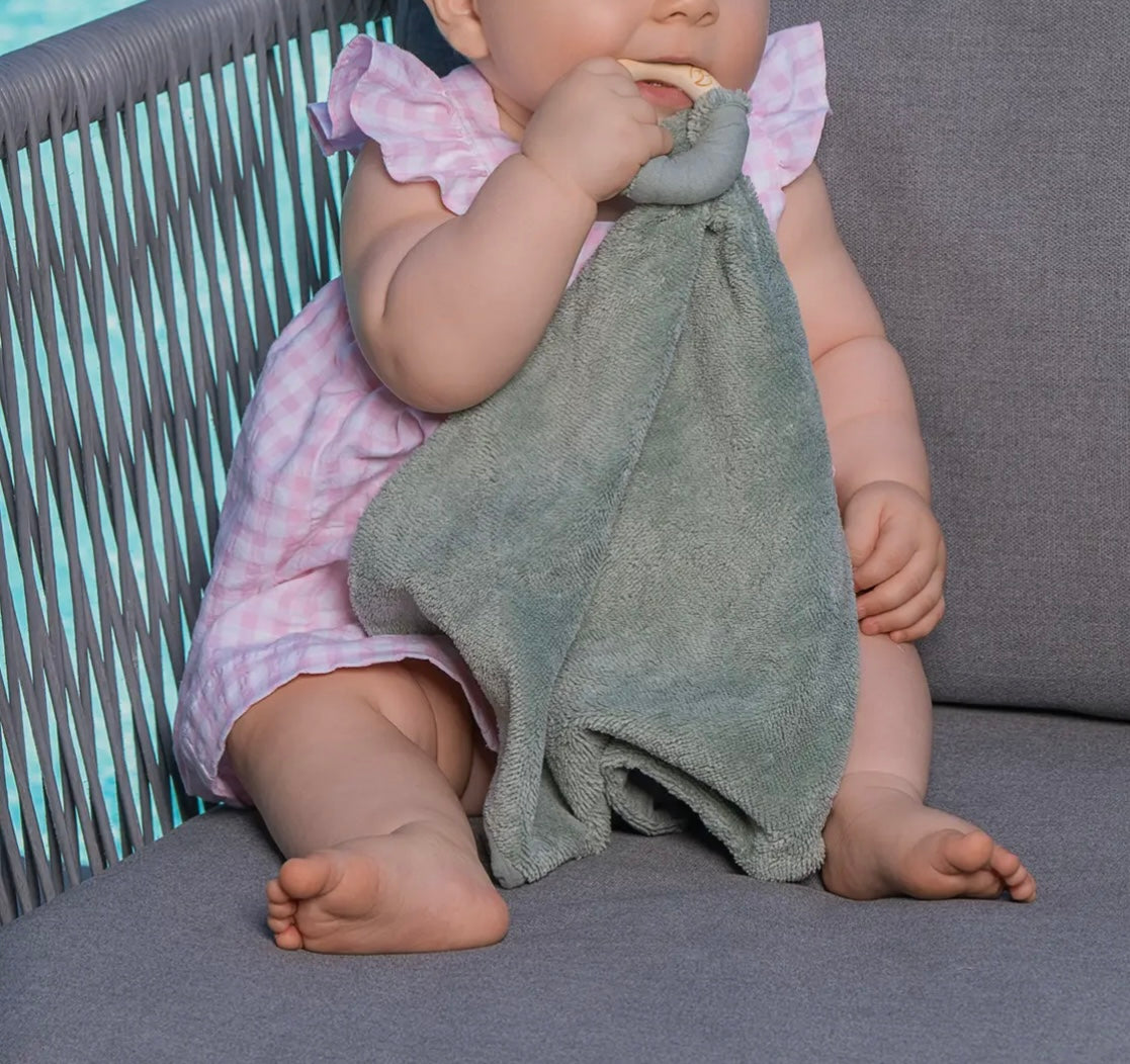 Doudou bi-matière avec anneau de dentition - Vert de gris