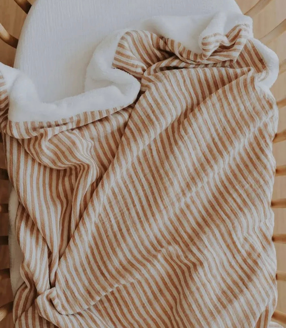Couverture à rayures caramel - Manufacture des bébés français