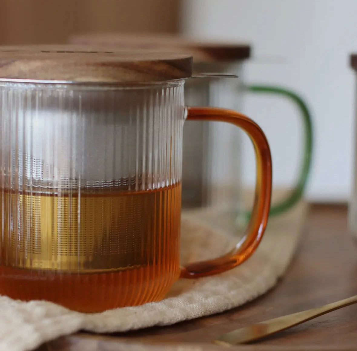 Tisanière 300ml en verre anse ambre