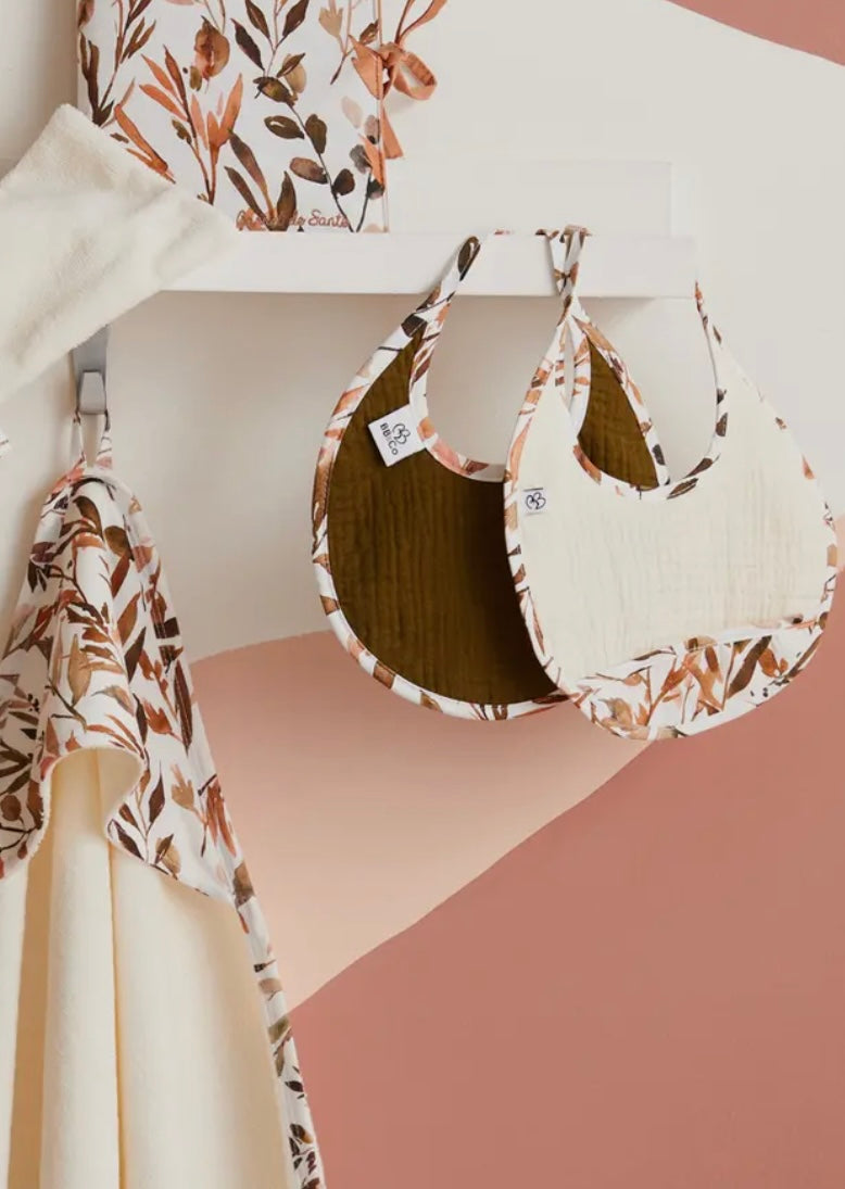 Lot de 2 bavoirs naissance en gaze de coton - Caramel Forest