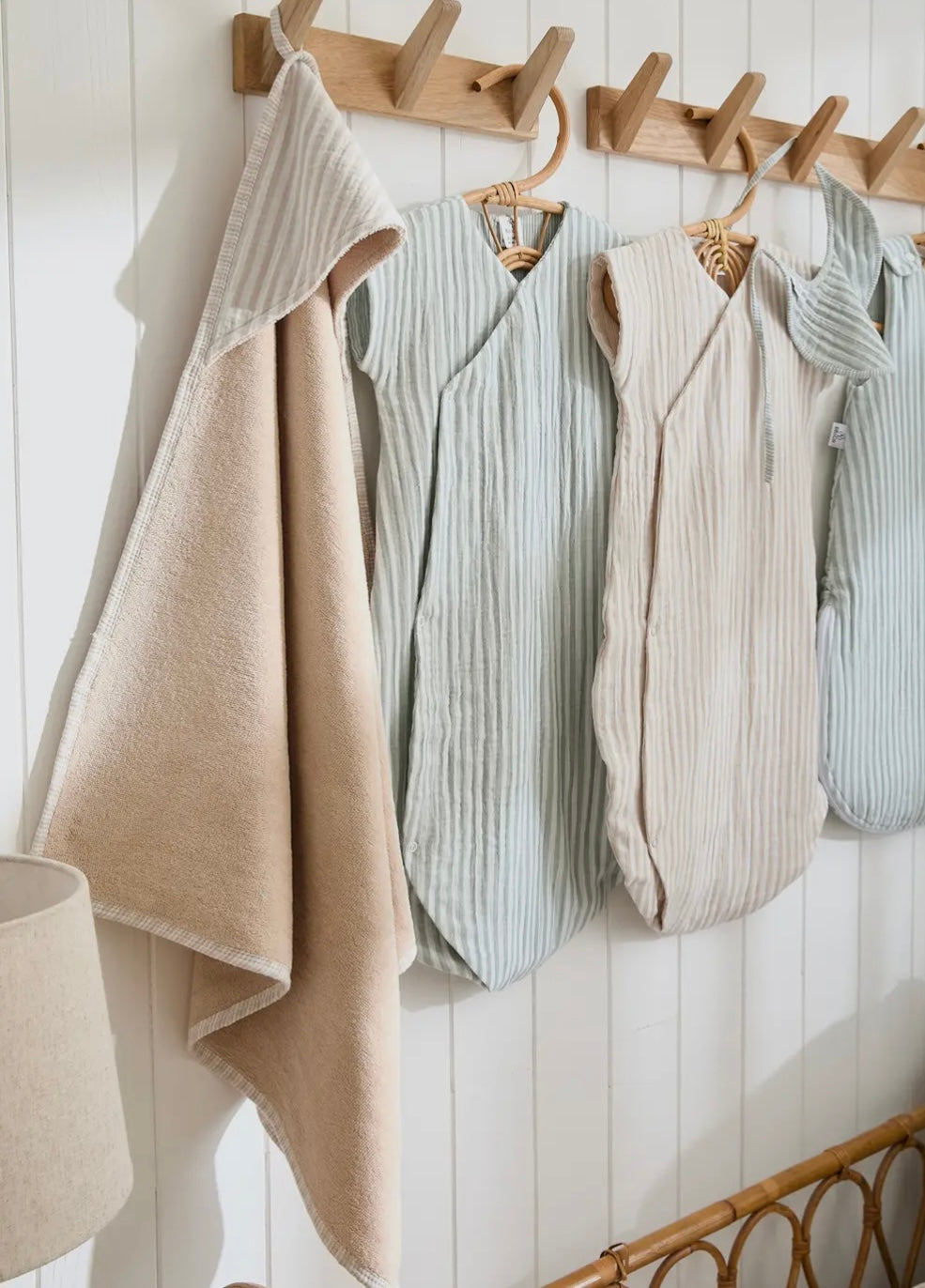 Cape de bain + gant - éponge bambou / gaze rayé beige