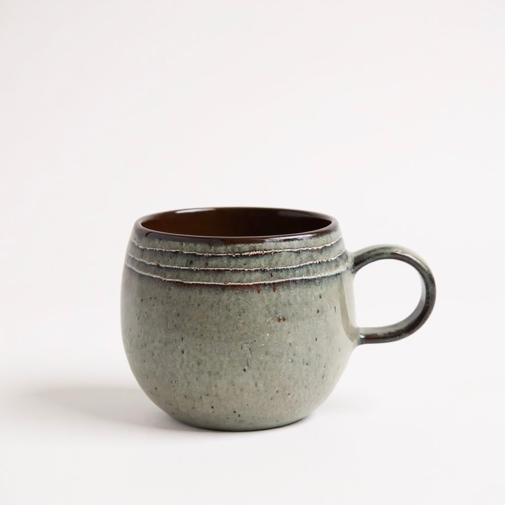 Mug rond nuancé gris bleu