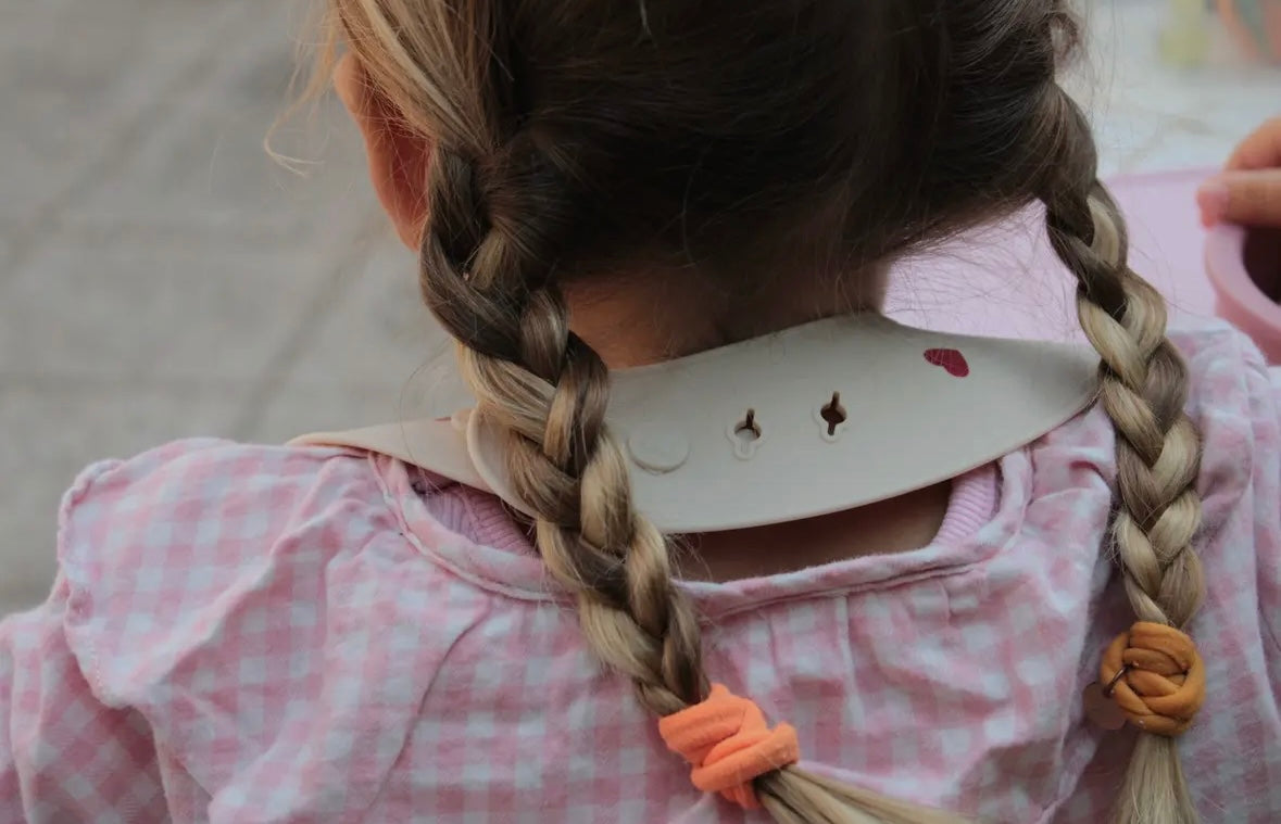 Bavoir en silicone petits cœurs