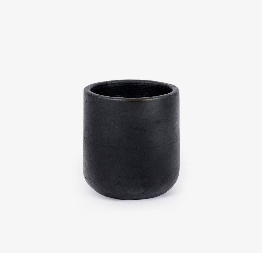 Tasse brûlée noire
