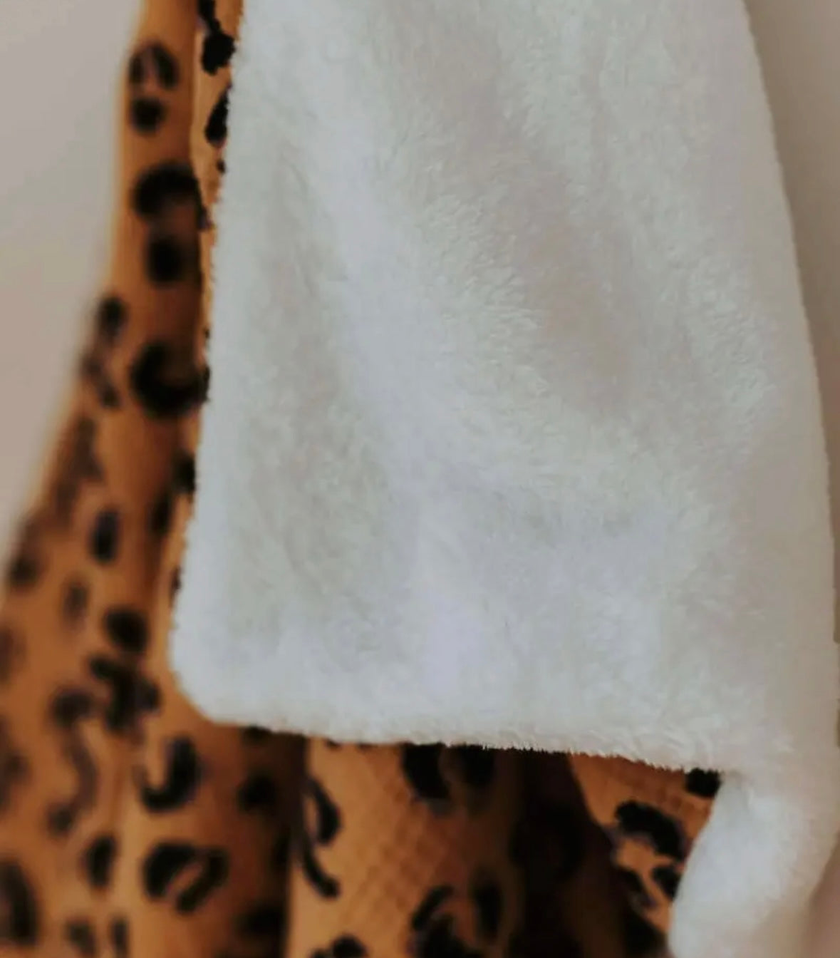 Couverture léopard- Manufacture des bébés français