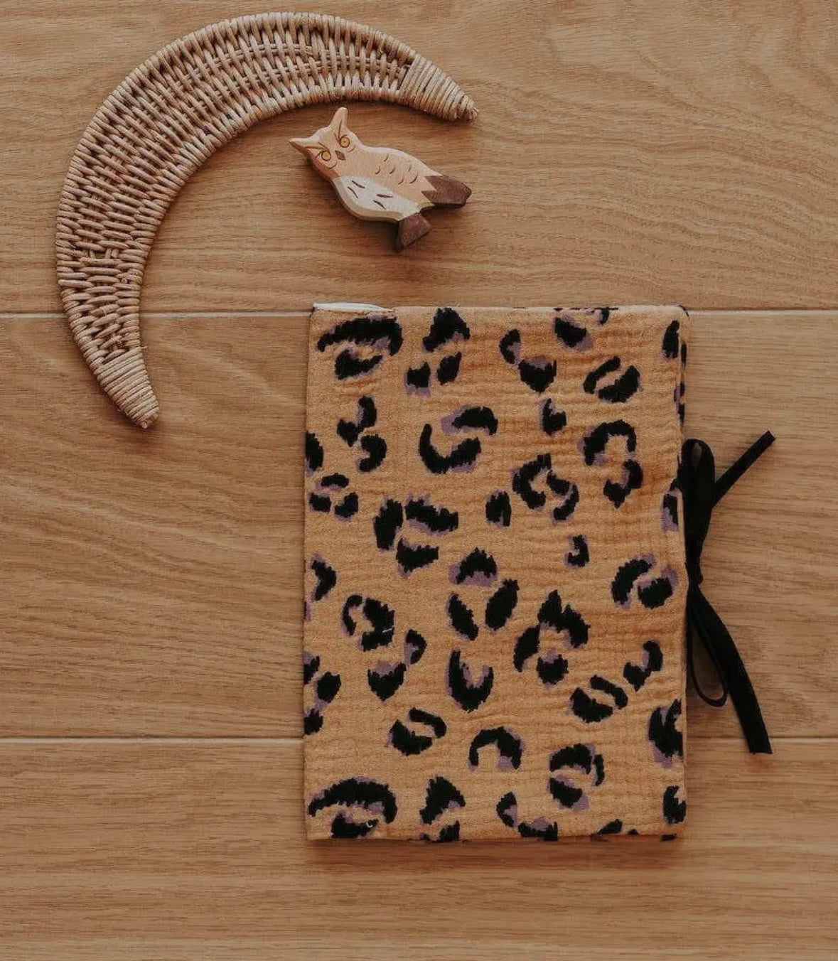 Protège carnet de santé léopard - Manufacture des bébés français
