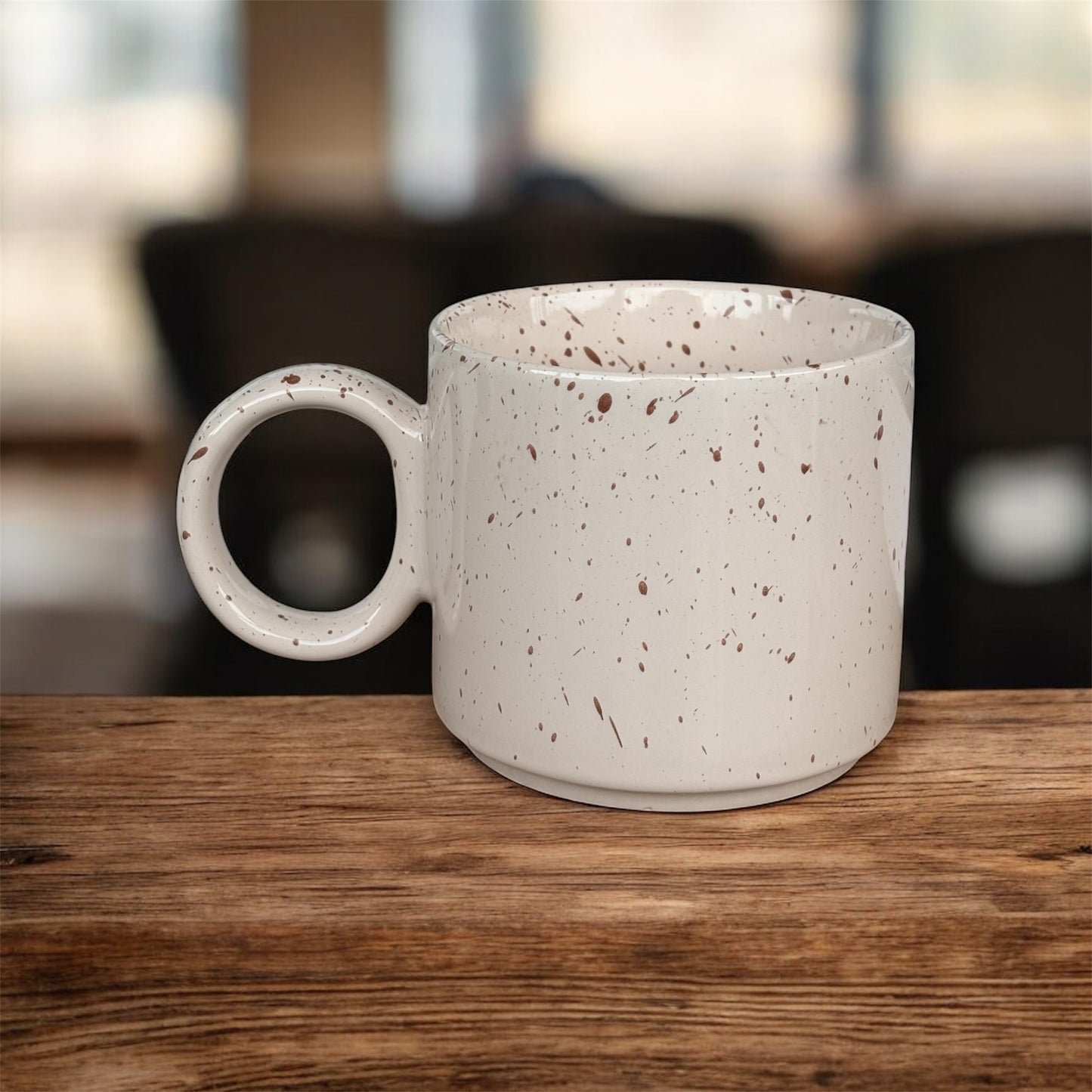 Gros mug beige moucheté marron