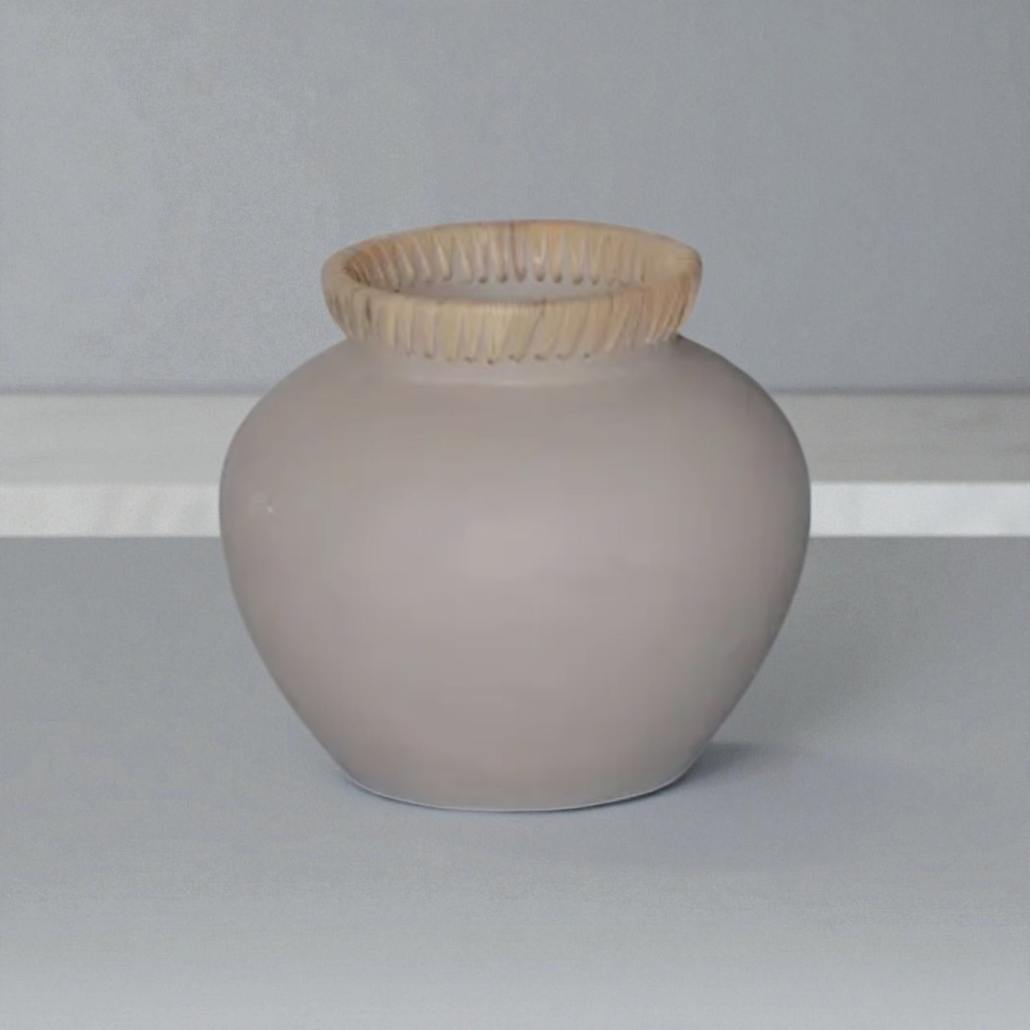 Grand Vase terre cuite et rotin